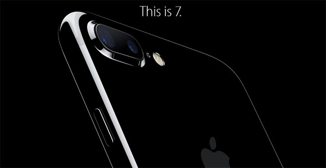 apple-reveals-iphone-7